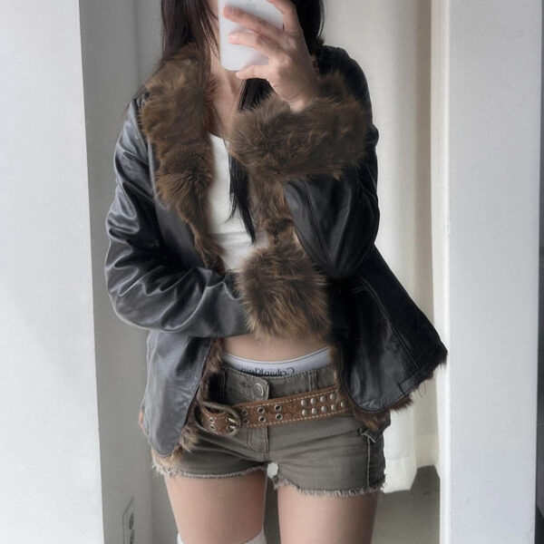 American Street Loose Fur Collar Leather Coat - Image 4