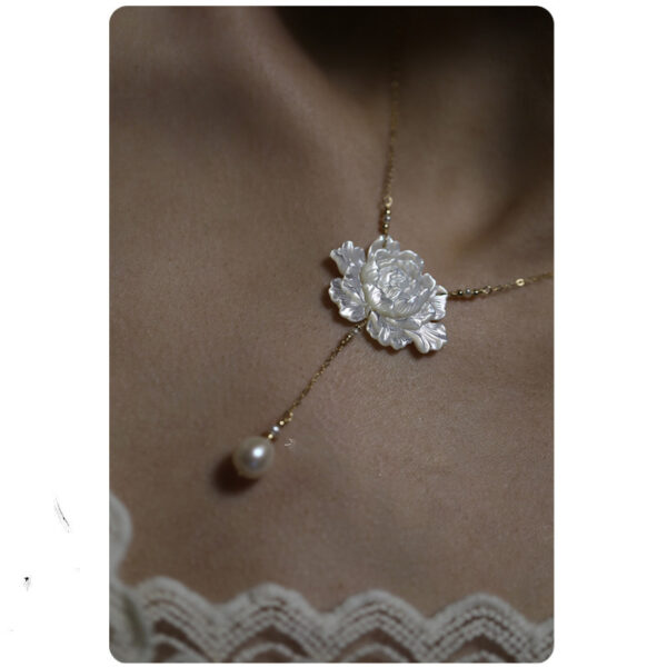 Ice Jade 14K Gold-plated Pearl Butterfly Fritillary Carved Peony Necklace - Image 4