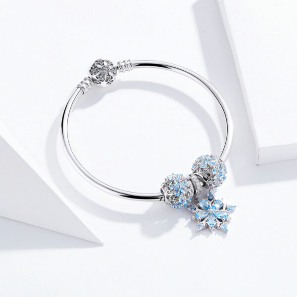 Winter Series Ice And Snow World Bracelet - Image 4