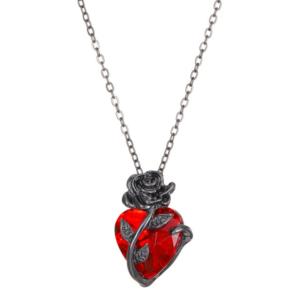 Punk Rose Love Necklace Fashion Personality Heart-shaped Clavicle Chain Pendant Necklace For Valentine's Day - Image 3